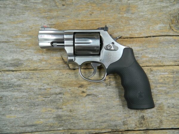 SMITH & WESSON 686-6 .357MAG